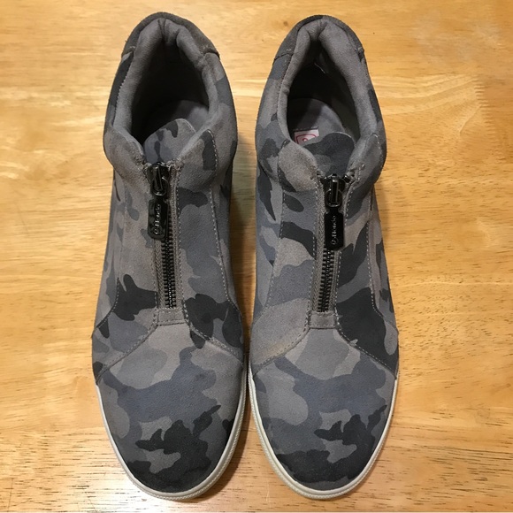 Blondo Shoes Blondo Glenda Camouflage Waterproof Sneaker Poshmark